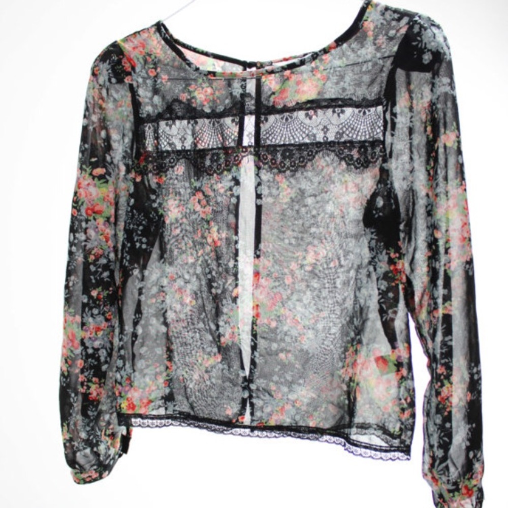 Romantic Chiffon cropped top   / Large